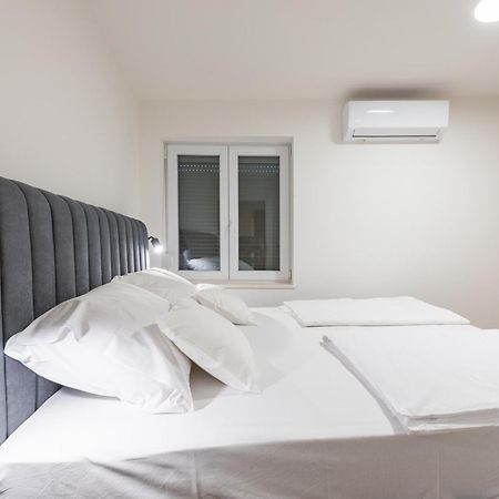 Apartman Noa カスタヴ エクステリア 写真