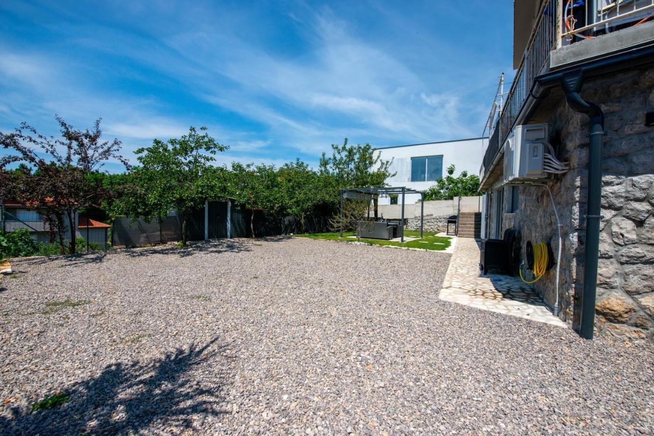 Apartman Noa カスタヴ エクステリア 写真
